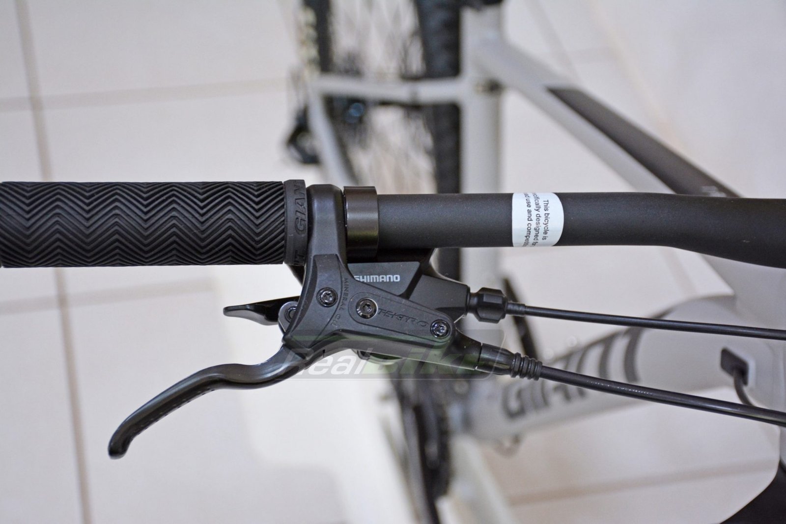 Bicicleta Giant Talon 2 GRAY CONCRETE 2021 - Imagem 3